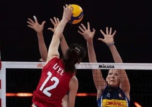  国际友谊赛练兵忙，国家队磨合全新阵容