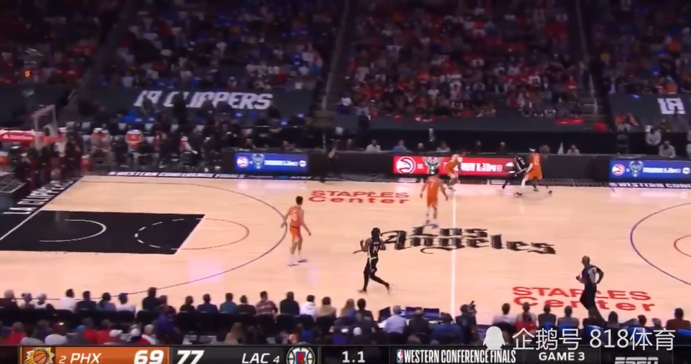  卡利亚里读秒绝杀，主场球迷沸腾庆祝  