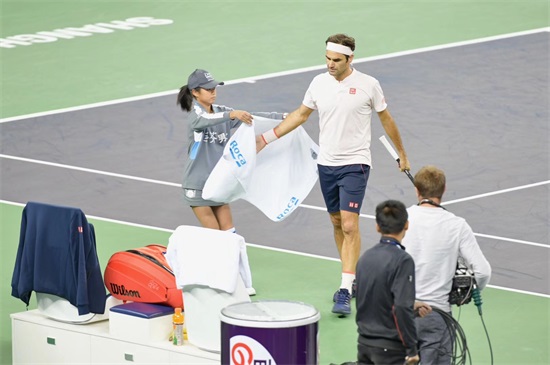 轮椅网球公开赛落幕,残奥冠军卫冕展现坚韧精神